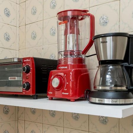 Conforto E Relax, Caminhando Para A Praia De Copacabana, Quarto E Sala, Completo, Com Wi Fi, Cozinha, Ar Condicionado Rio de Janeiro Eksteriør bilde